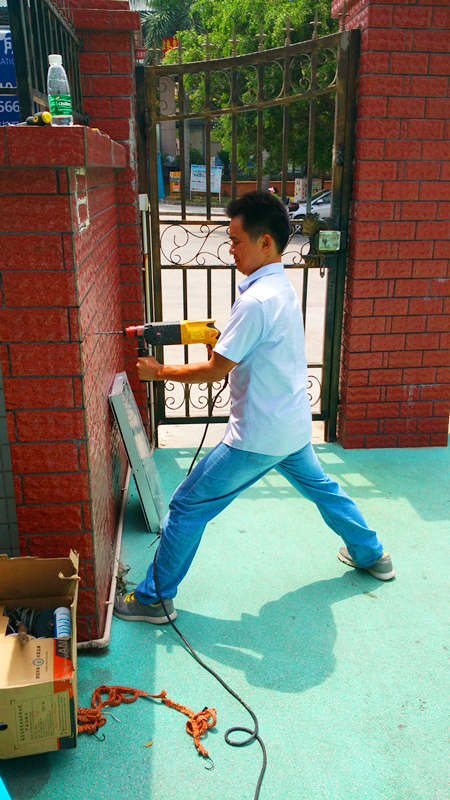 三吖幼教工作人员施工现场