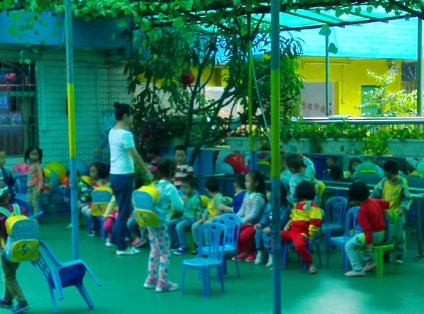 凤凰幼儿园-课间游戏